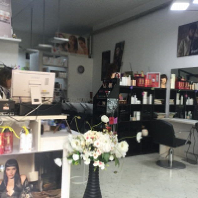 Centro di Bellezza Classe e Stile - Parrucchiera Unisex - Foto 2