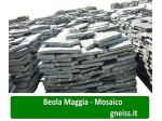 Pavimento mosaico in BEOLA MAGGIA