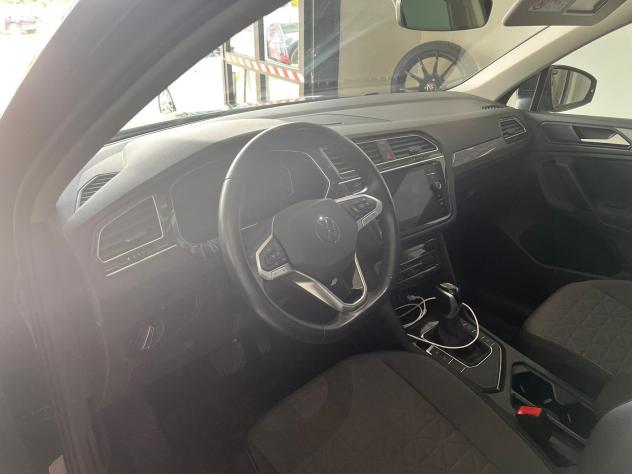 Volkswagen Tiguan 2.0 TDI 150 CV SCR DSG Elegance - Foto 8
