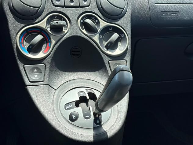 Fiat Panda 1.2 Dynamic Dualogic - Foto 10