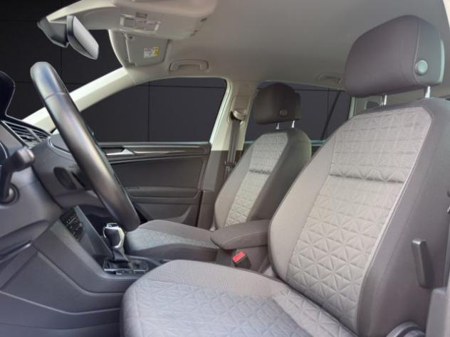 VOLKSWAGEN Tiguan 2.0 TDI 150 CV SCR DSG Life rif. 23603253 - Foto 9