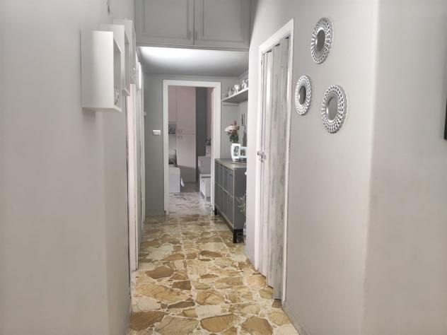 VENDESI APPARTAMENTO RISTRUTTURATO - Foto 6