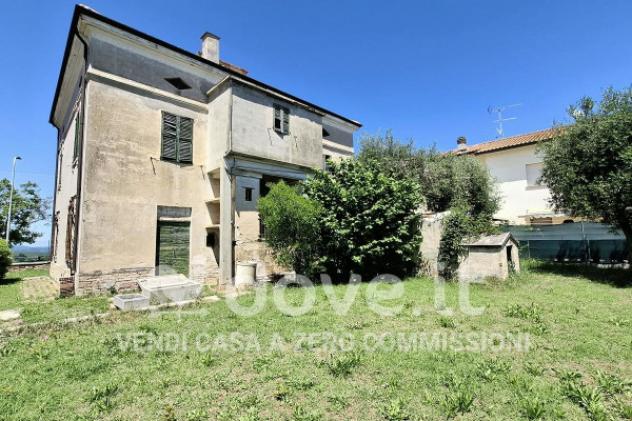 Villa di 260 m² con 5 locali in vendita a San Costanzo - Foto 11