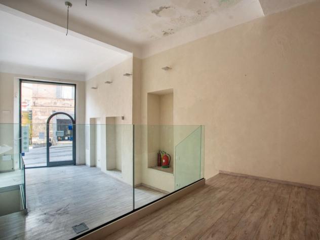 1 Vetrina in affitto a Siena - Foto 2