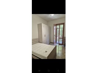 Stanza singola con balcone zona Saffi