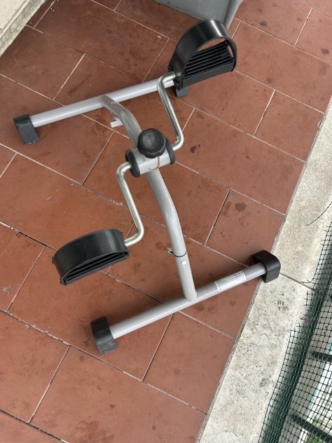 PEDALIERA per RIABILITAZIONE,CIRCOLAZIONE - Foto 3