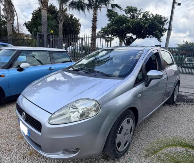 FIAT Grande Punto 1.3 MJT 90 CV 5p. Dynamic - Foto 6