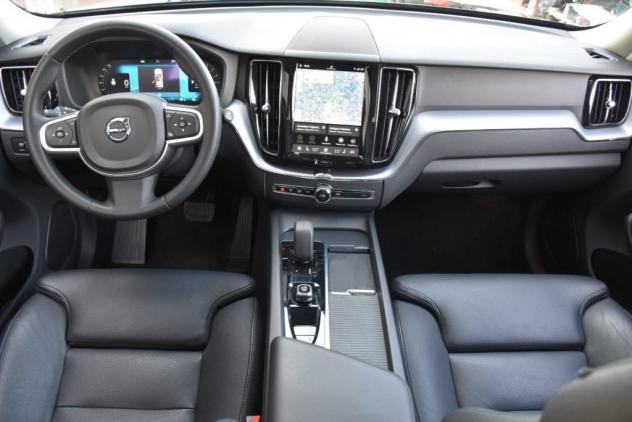 Volvo XC60 B4 (d) AWD Geartronic Momentum *Pelle* - Foto 7