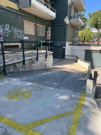 macchia gialla viale Francia vari BOX auto a partire da 26 mq vendesi a E 21.000 - Foto 5
