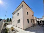 Bifamiliare in vendita a Pontedera