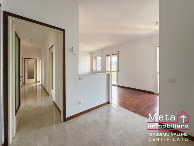 San Donato, via Kennedy 28 - 3 locali con tripla esposizione - Foto 3