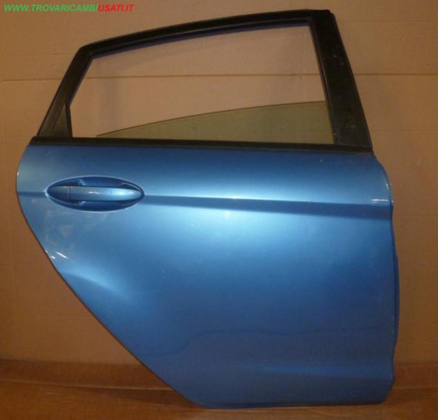 PORTA POST.D. AZZURRO MET. C/ALZ. E SERR. 999-U63691 Carrozzeria  Lamierati esterni  Porte  Porta post. dx. FORD - FIESTA - 01-12-2008 - 01-11-2012, F