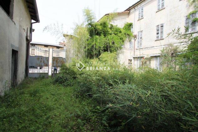 BESANA IN BRIANZA: IN VENDITA RUSTICO CON TERRENO EDIFICABILE DI MQ. 3.222 - Foto 19