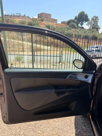 Lancia Ypsilon 1.3 MJT 75 CV Platino - Foto 6