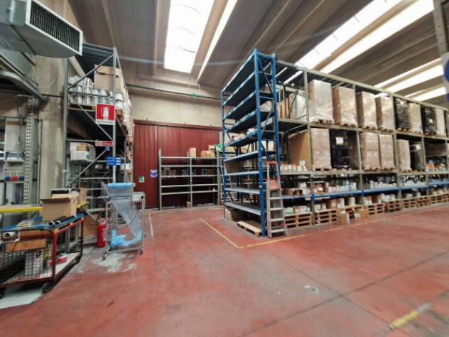 Immobile di 1250 m² con più di 5 locali in vendita a Baranzate - Foto 5