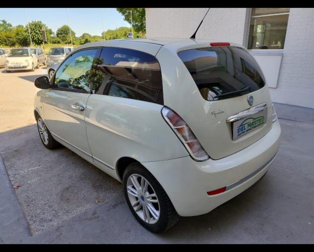 LANCIA Ypsilon 1.3 MJT 75 CV Platino rif. 23793024 - Foto 6
