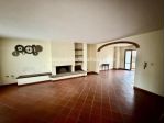 Villetta a schiera in vendita a Poggio a Caiano 210 mq  Rif: 1414697