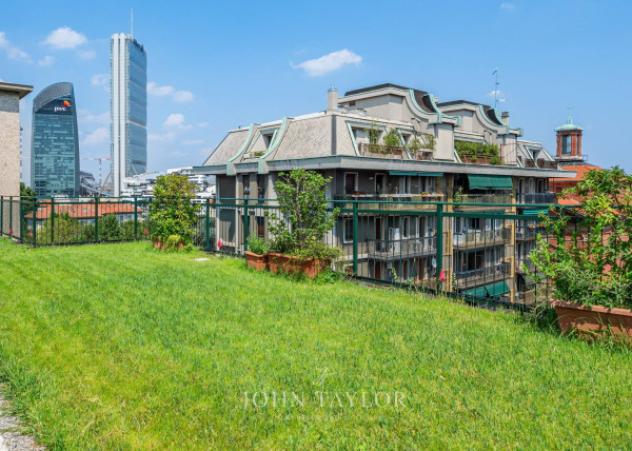 Attico / Mansarda di 85 m² con 5 locali in affitto a Milano - Foto 3