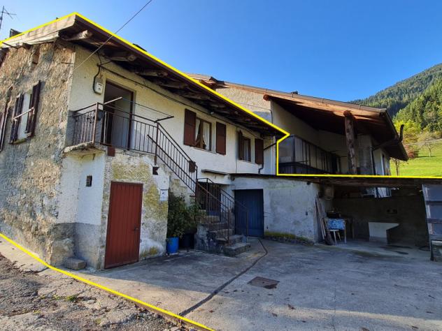 Casa di campagna in Via Giallo