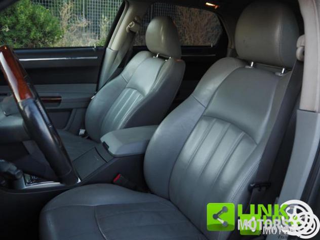 CHRYSLER 300C 3.0 V6 CRD cat DPF Touring218cv rif. 23921933 - Foto 5