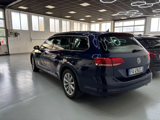 VOLKSWAGEN - Passat - Variant 1.6 TDI Business BMT - Foto 3