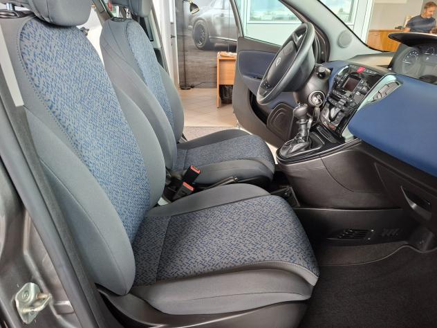 Lancia Ypsilon 1.0 FireFly 5 porte S&S Hybrid Gold - Foto 7