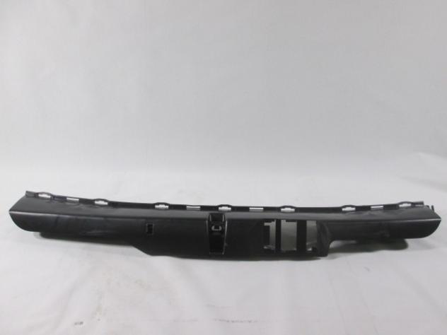 A2058857800 STAFFA SUPPORTO PARAURTI POSTERIORE MERCEDES CLASSE C W205 2.2 D RICAMBIO USATO