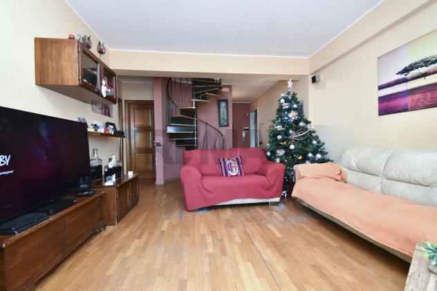 appartamento in vendita ad Aci Catena