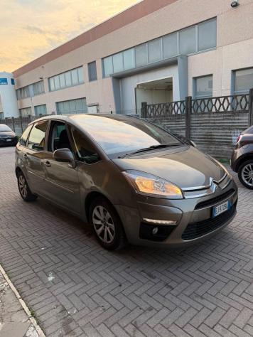 Citroen C4 Picasso 1.6 HDi 110 FAP Exclusive - Foto 3