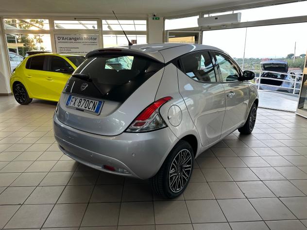 Lancia Ypsilon 3ª serie 1.2 69 CV 5 porte S&S Gold - Foto 5