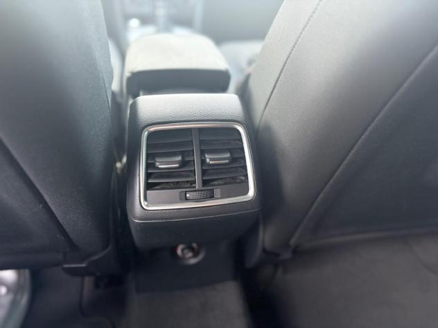 Audi Q3 2.0 TDI 120 CV S tronic - Foto 10