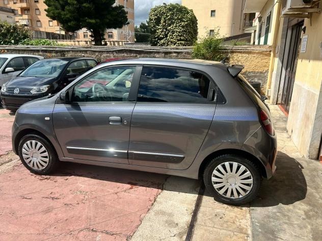 RENAULT TWINGO 1.0 2016 COSMIC LOVELY EDITION - Foto 2