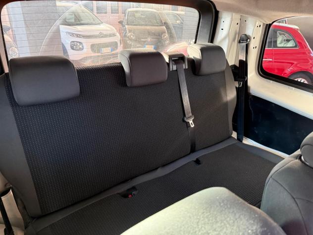 Peugeot Expert BlueHDi 150 S&S PL-SL-TN Combi Long - Foto 8