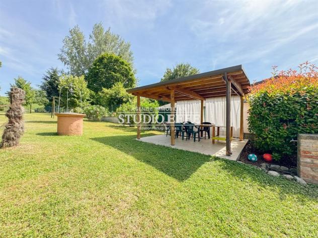 Villa indipendente con parco completamente ristrutturata - Foto 9