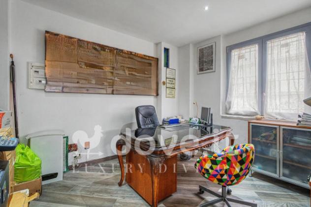 Casa indipendente di 278 m² con più di 5 locali e box auto in vendita a Bergamo - Foto 17