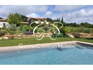 Villa in Affitto Capalbio: Oasi di Design tra le Colline Toscane