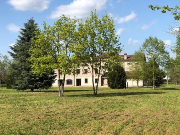 Rustico / Casale di 1100 m² con più di 5 locali in vendita a Carpi - Foto 5