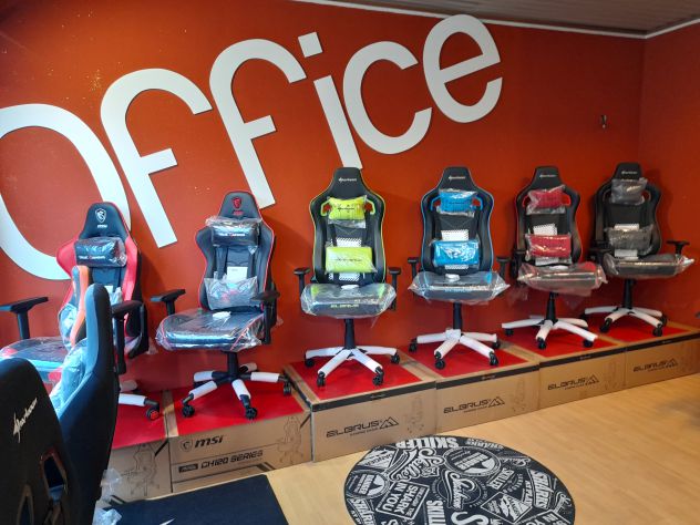 SEDIE E POLTRONE PER GAMING E UFFICI ERGONOMICHE - Foto 2