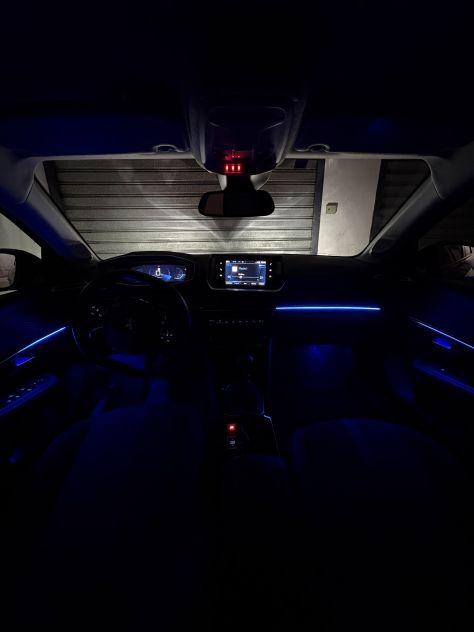Peugeot 208 - Foto 6