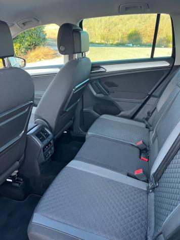 Volkswagen Tiguan 2.0 TDI SCR 4MOTION Sport BlueMotion Technology - Foto 8