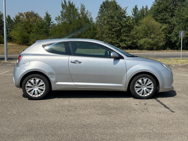 Alfa Romeo MiTo 1.4 T 155 CV Distinctive Sport Pack - Foto 4