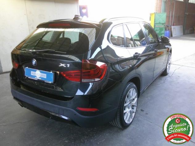 BMW X1 sDrive20d Sport Line rif. 23940160 - Foto 5