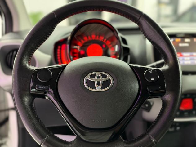 Toyota Aygo 1.0 69Cv Automatica Full Opt-Car Play - Foto 10