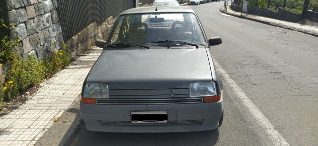Renault supercinque