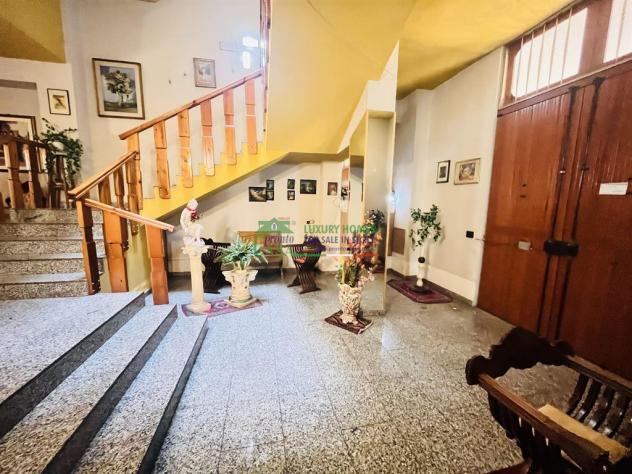 Rif:2629 - Prestigiosa dimora su tre livelli con ampie metrature e terrazza panoramica, Vittoria - Foto 4