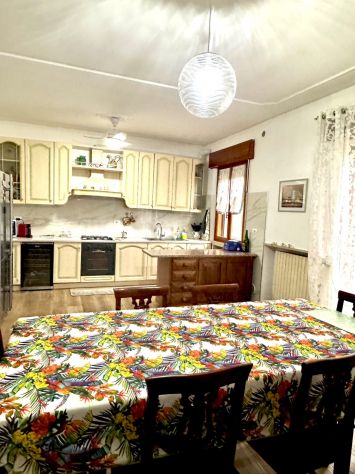 Affitto camere confortevoli con cucina e lavatrice - Foto 2