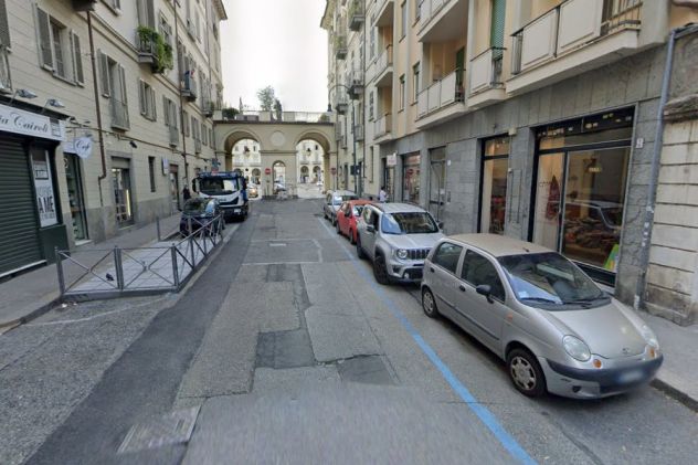 PIAZZA VITTORIO VENETO GRAZIOSO BILOCALE CON VISTA PANORAMICA - Foto 3