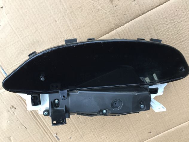 Quadro Strumenti / Strumentazione Toyota YARIS D4D anno 2010 - Foto 4