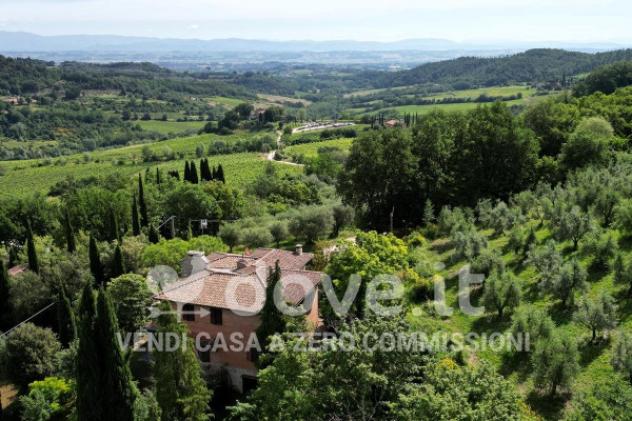 Rustico / Casale di 440 m² con più di 5 locali e box auto in vendita a Montepulciano - Foto 15