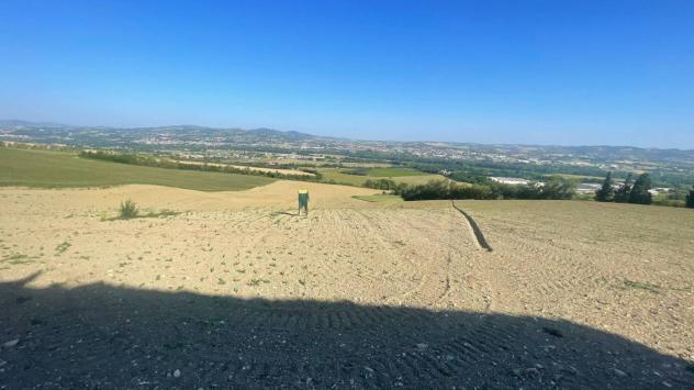 CERBARA: Nelle dolci colline di cerbara, in posizione riservata e panoramica, proponiamo in vendita un caratteristico casale marchigiano indipendente - Foto 11